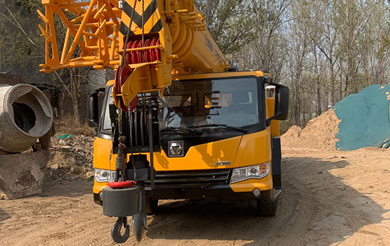 Mobile crane rental