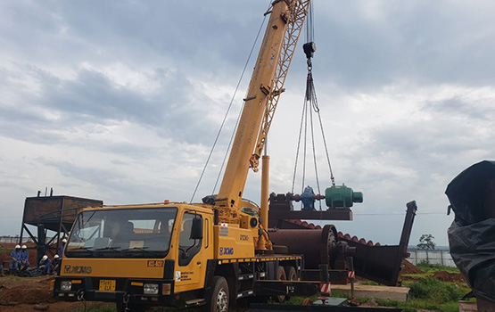 Mobile crane rental